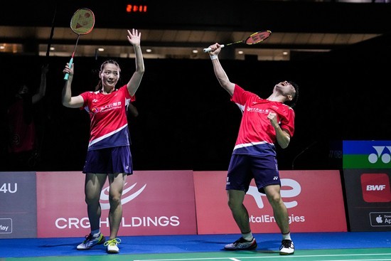 边观看比赛 边观看比赛